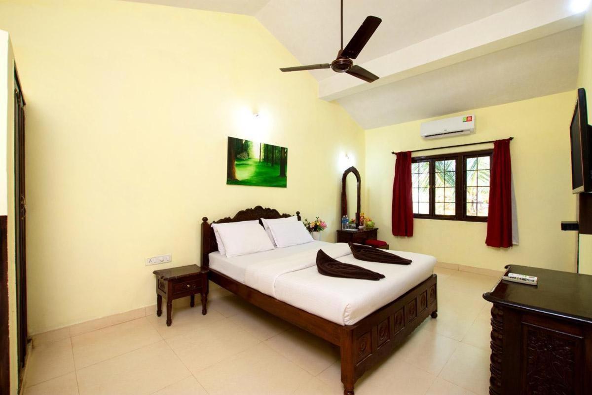 Marina Bay Beach Resort Candolim Eksteriør billede