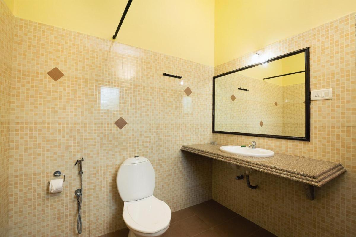 Marina Bay Beach Resort Candolim Eksteriør billede