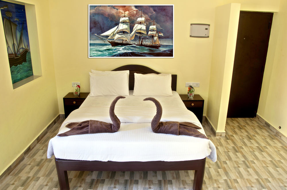 Marina Bay Beach Resort Candolim Eksteriør billede